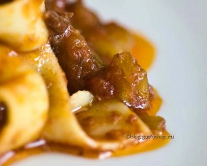particolare-sugo particolare-sugo